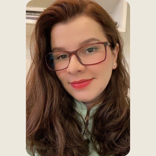 Dra. Sabrina Teixeira