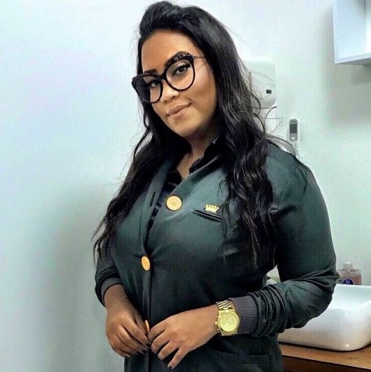 Dra. Carolina de Souza