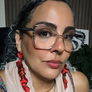 Luciane Guimarães