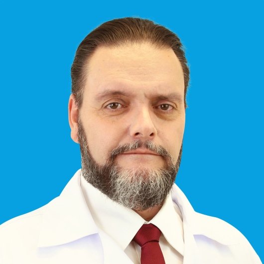 Dr. André Castro