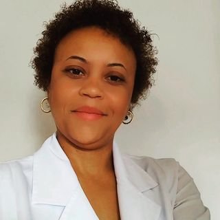 Dra. Janaina Correa Ramos