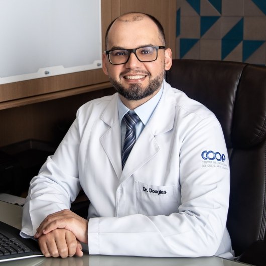 Dr. Douglas Soltau Gomes