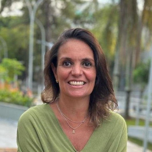 Cassiana de Moura Machado Toledo
