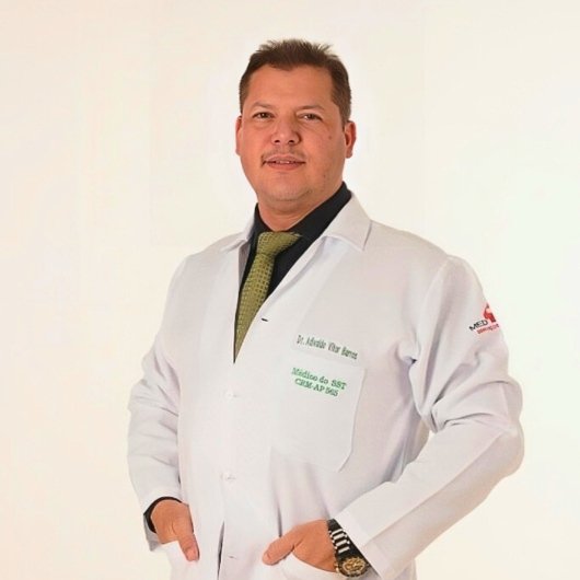 Dr. Adivaldo Vitor Barros de Oliveira Junior