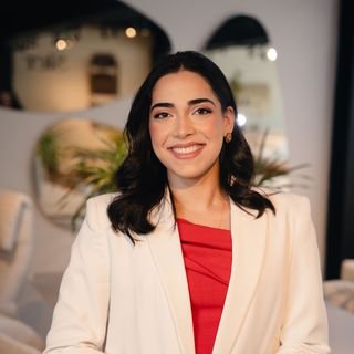 Dra. Livia Melo de Oliveira