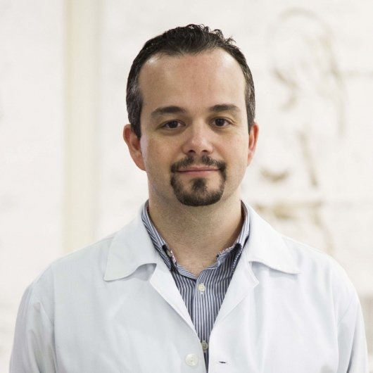 Dr. Carlos Eduardo Paiva