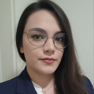 Natália Souza Wang