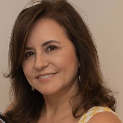 Dra. Ana Márcia Rosa Veras Pinto