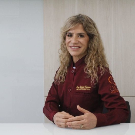 Dra. Sabrina Caetano