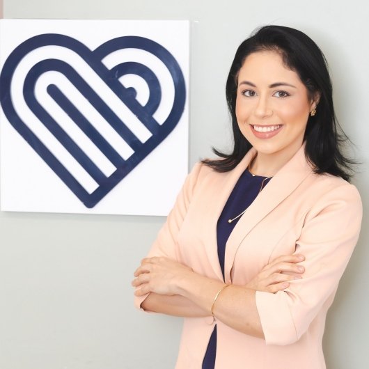 Dra. Gessianni Claire Alves de Souza