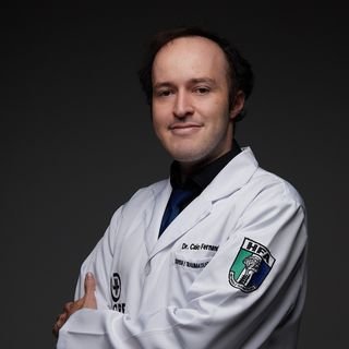 Dr. Caio Fernando Araujo