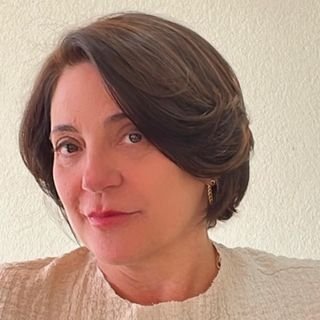 Denise Perez de Almeida