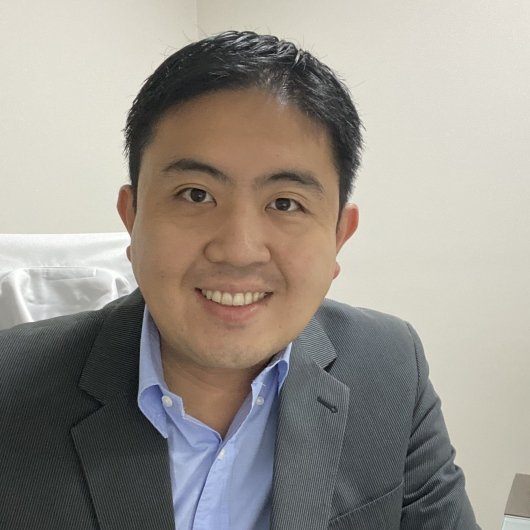Dr. Gabriel Utzumi