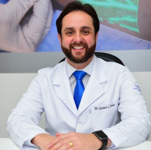 Dr. Gustavo Laranjo Avelar