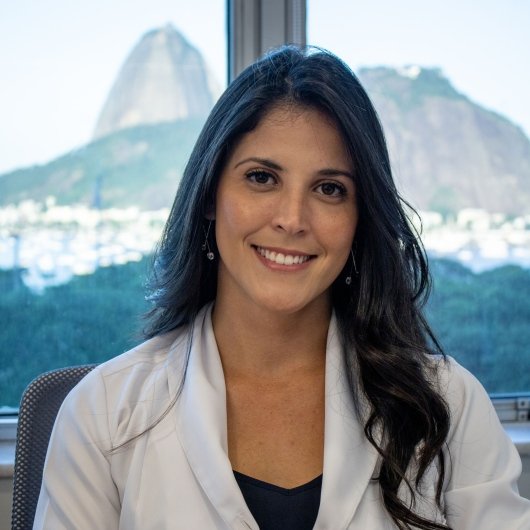 Dra. Renata Rossi