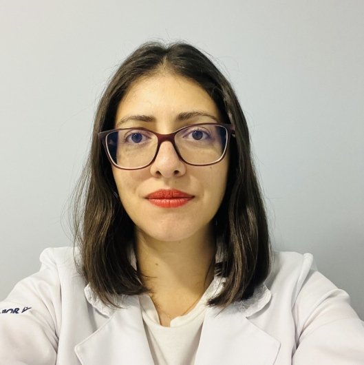 Dra. Camila Andrade Pereira da Rosa