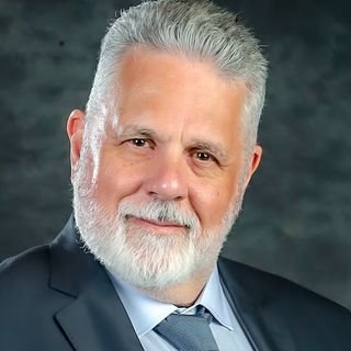 Dr. Maurício Amaral de Almeida