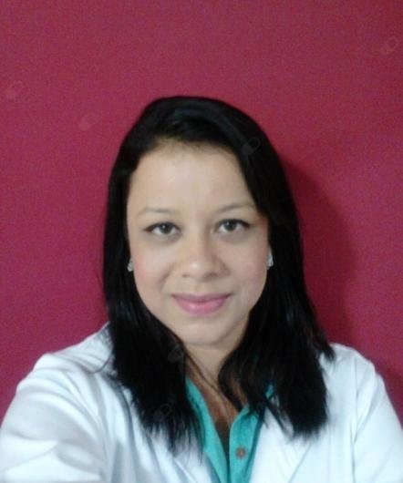 Dra. Karini Capucho