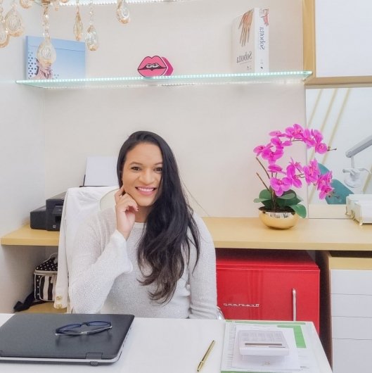Dra. Rebeca Thais