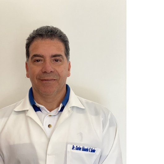 Dr. Carlos Eduardo Ribeiro Sardou