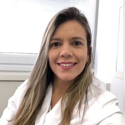 Dra. Ana Paula Amorim