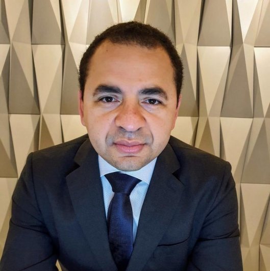 Dr. Claudio Nazareno Prazer da Conceicao