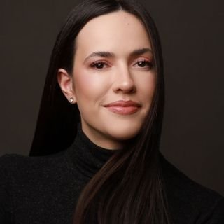 Dra. Veronica Almeida Pastana