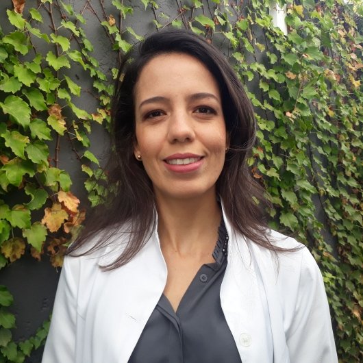 Dra. Ana Mondadori dos Santos