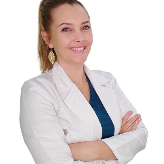 Dra. SABRINA DE CAMPOS