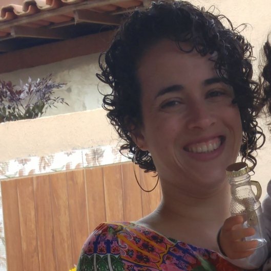 Dra. Katiene Rodrigues Menezes de Azevedo