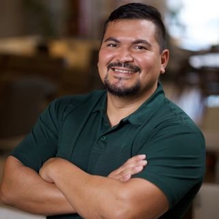 Dr. Jorge Negreiros