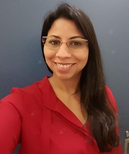 Dra. Fernanda Seligmann Feitosa