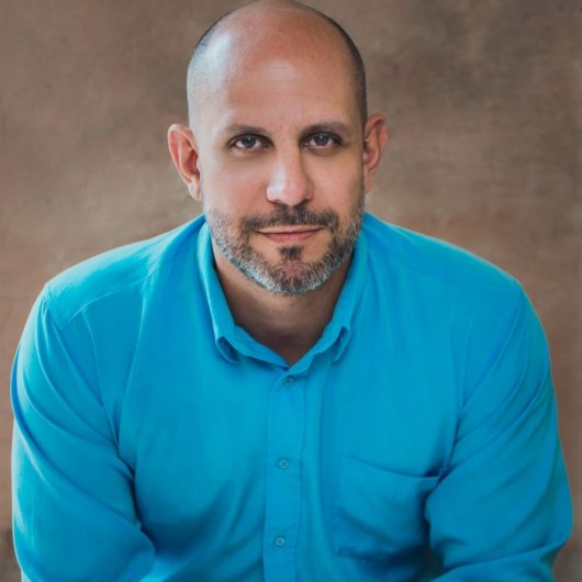 Dr. Raphael Oliveira