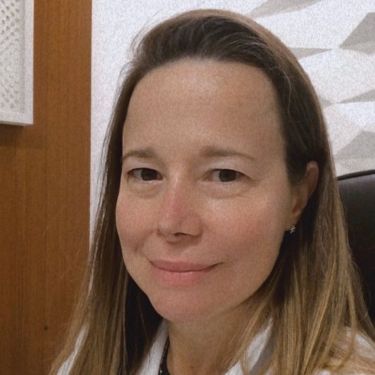 Dra. Luciana de Almeida Sorci Marques Dourado