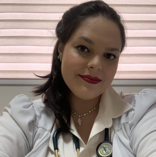 Dra. Ana Julia de Deus Silva