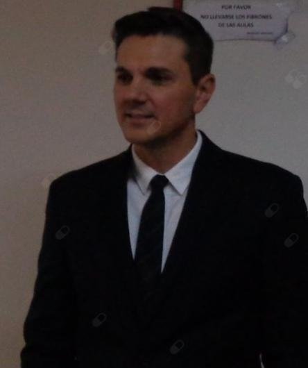 Dr. Roberto Borges