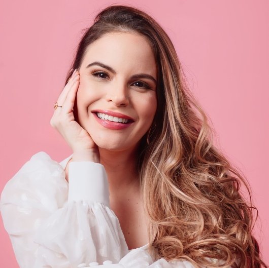 Dra. Camila Furtado Rodrigues