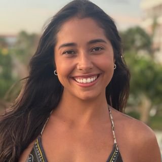 Dra. Sara Cavalcanti Mendes Vaz