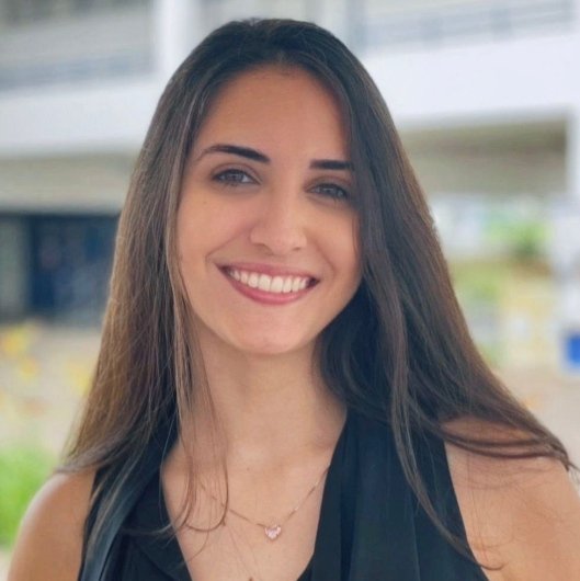 Laísa M. Gonçalves