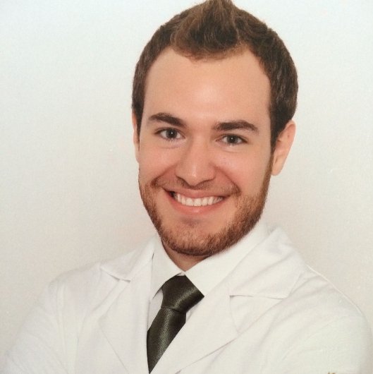 Dr. Caio Alves Junqueira Franco