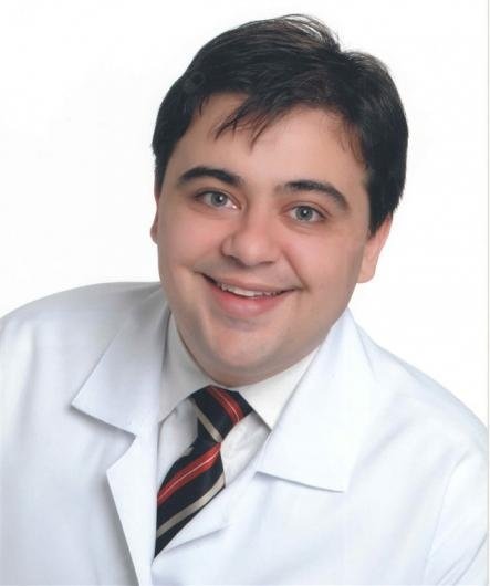 Dr. Vinícius Bertarini Marques