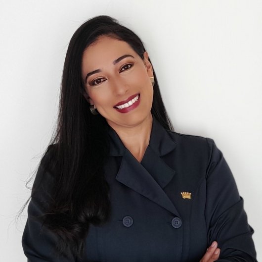 Dra. Fernanda Fernandes
