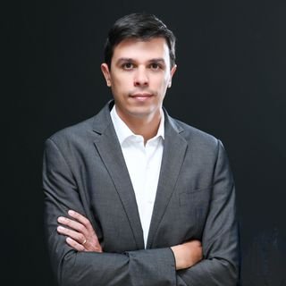 Dr. Ronaldo Oliveira