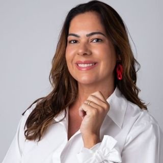 Dra. Alice Pavoni Sá