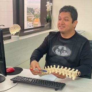 Dr. Ricardo Sammy Almanza Collao