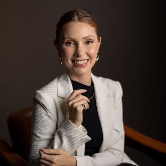 Dra. Raissa Pereira