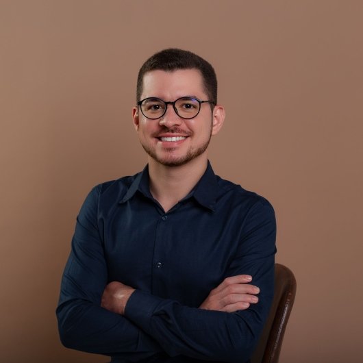 Dr. Breno Estevam