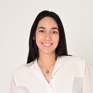 Dra. Cecília Aires de Castro