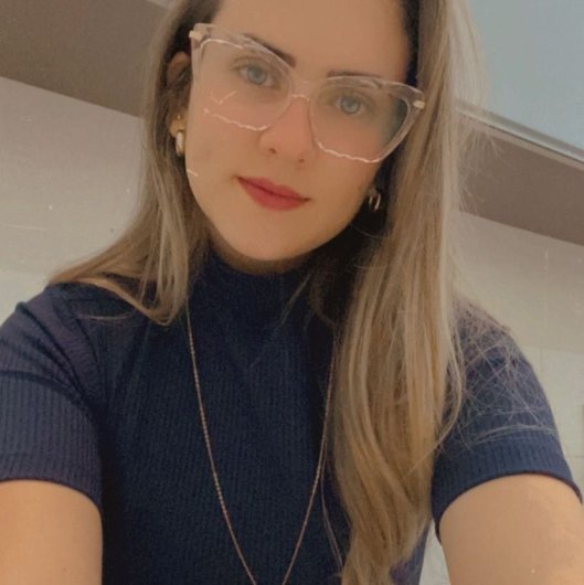 Dra. Isabela Manrique