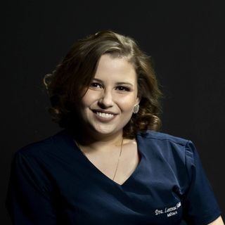 Dra. Lorenna Farias